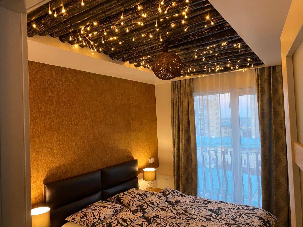 Sunny Deluxe Apartment Cosmopolis Stefanestii de Jos Buitenkant foto